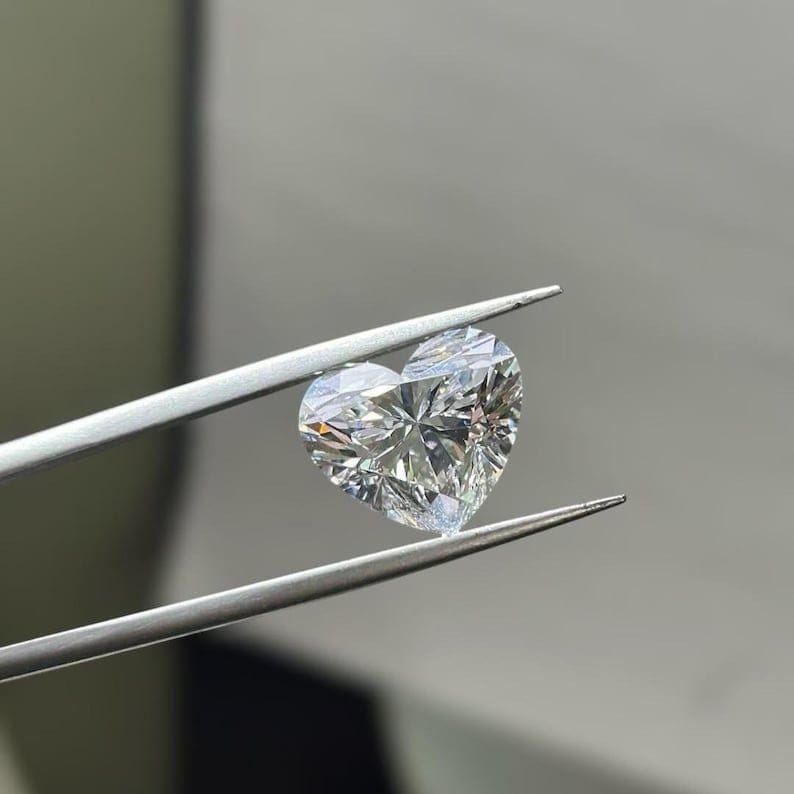 1 Carat Heart Lab Grown Diamond F VS1