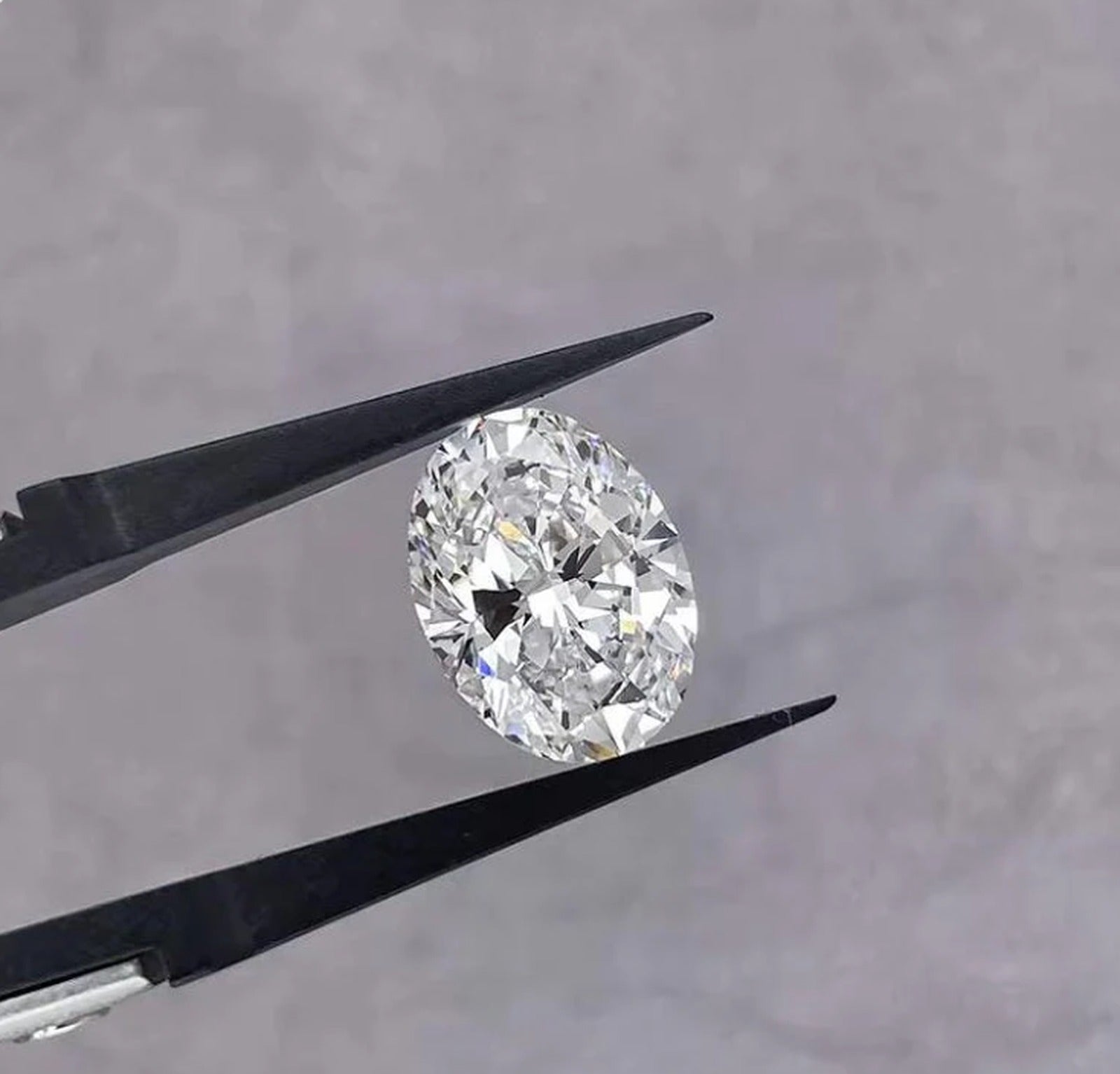 0.3 Carat Oval D VVS2 - IGI Certified